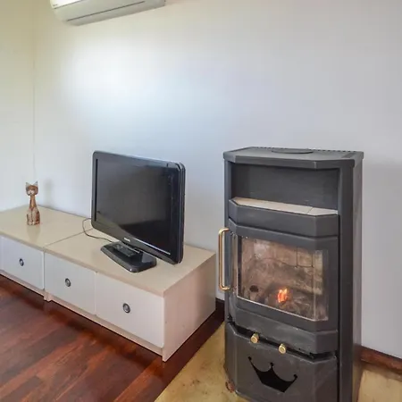 3 Bedroom Stunning In *